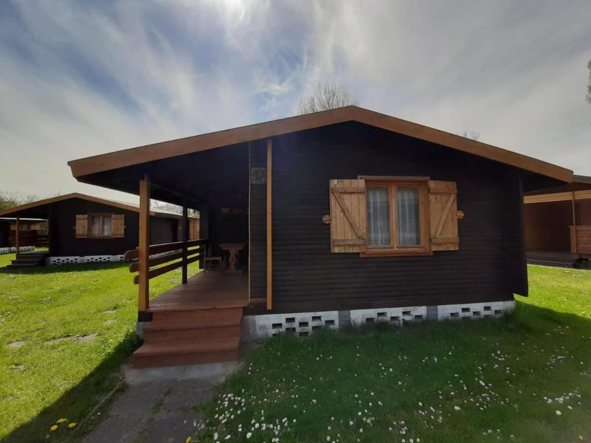 O.W. Sek Villa Karwia Exterior photo