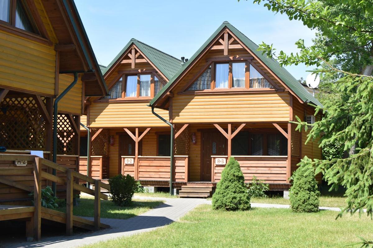 O.W. Sek Villa Karwia Exterior photo